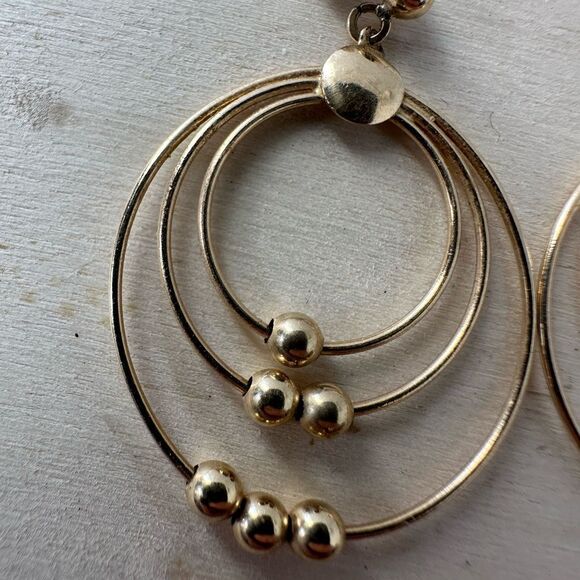 Vintage 14k Gold Circle And Moving Balls Earrings - Picture 5 of 9